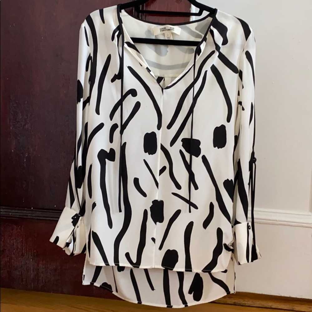 Diane Von Furstenberg Black and White Blouse